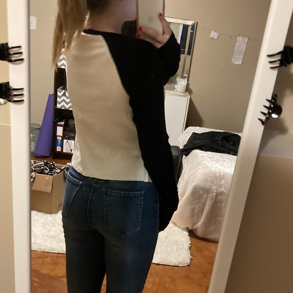 Soft Harlow Long Sleeve - Picture 5 of 5